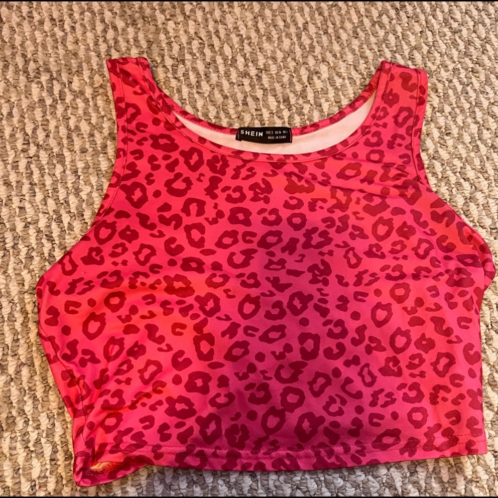 two pack of leopard print shirts